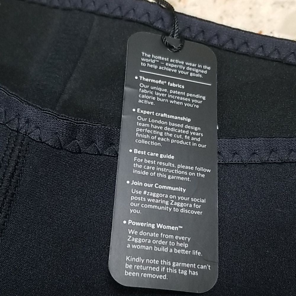 Zaggora Women's Thermo Fit Hotwear Workout Capri - Picture 6 of 6